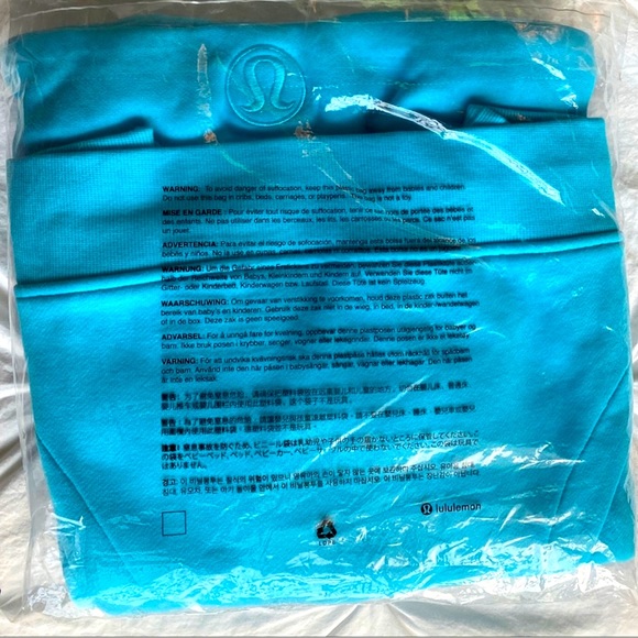 Lululemon ELECTRIC TURQUOISE M/L Scuba Oversized Half-Zip Hoodie - Picture 7 of 8